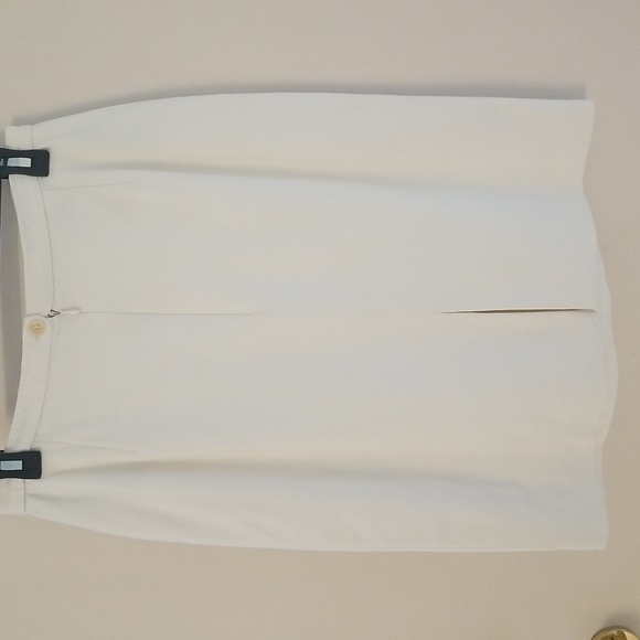 Burberry White Lined Pencil Skirt - Picture 2 of 11